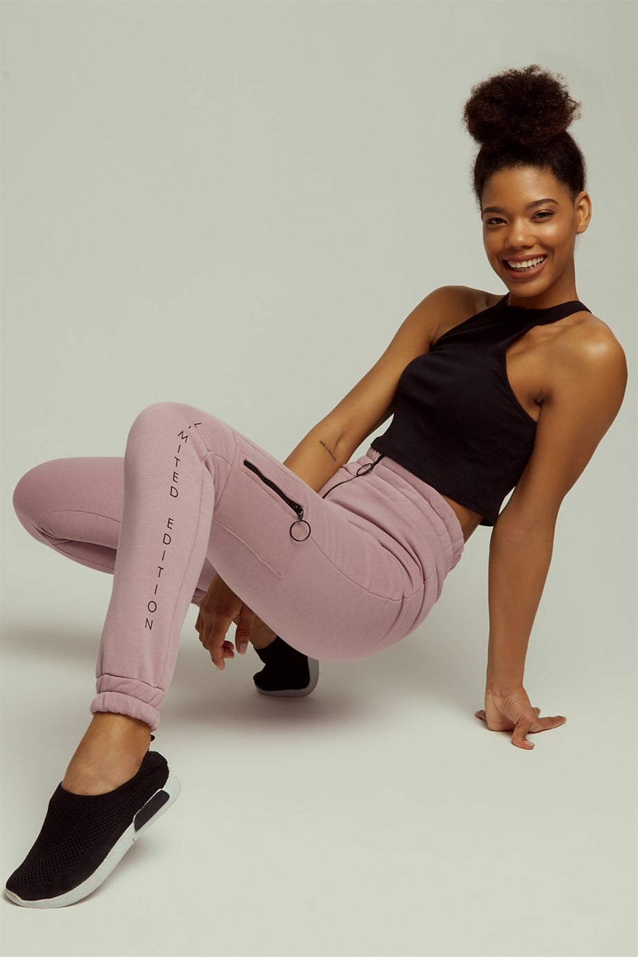 Kadın Limited Edition Jogger Pantolon · 69