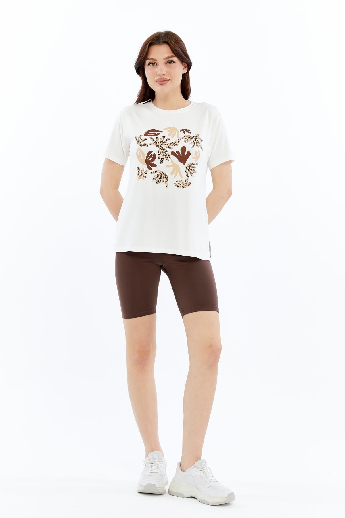 Kadın Örme Önü Baskılı Yanı Yırtmaçlı Basic T-shirt