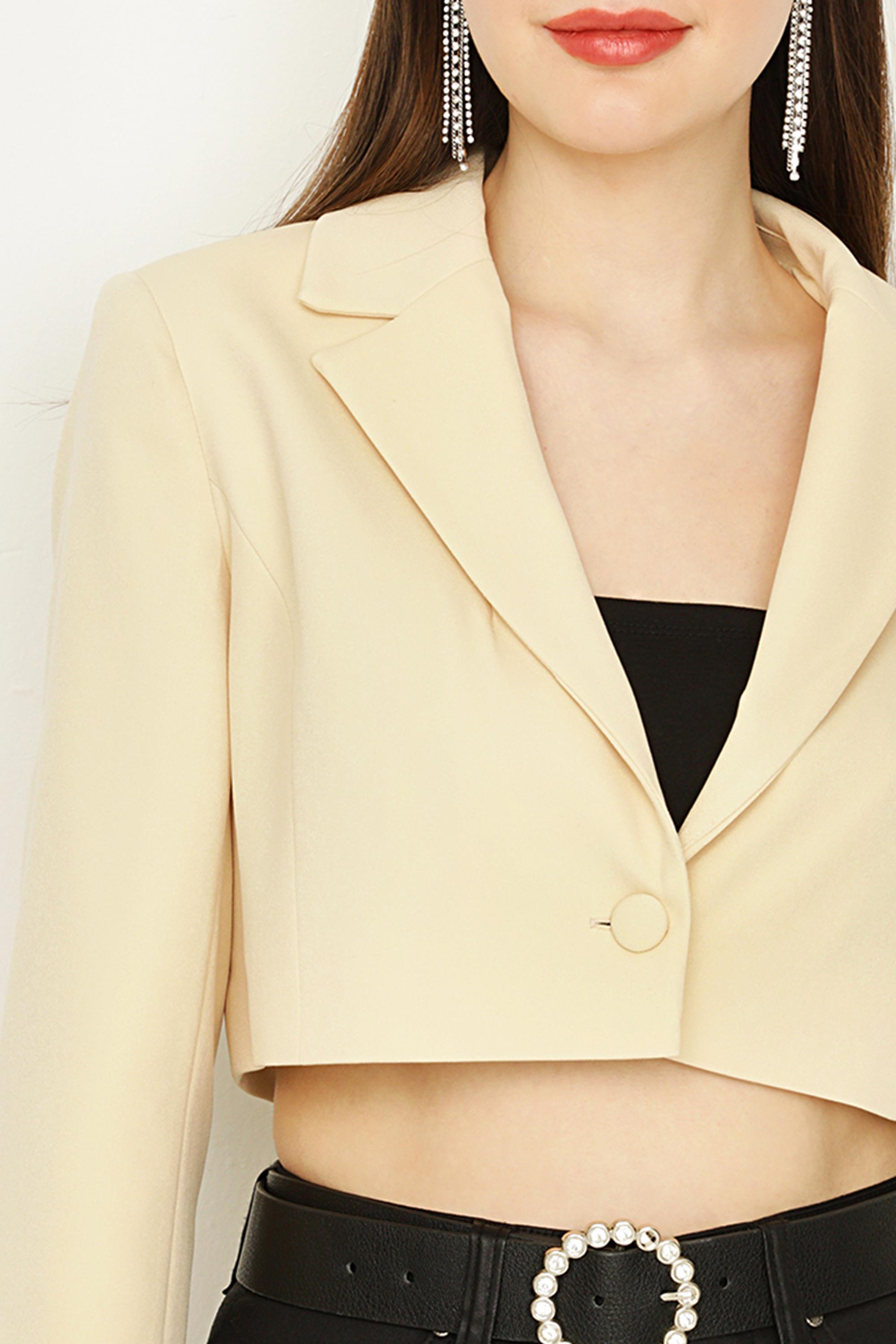 Kadın Tek Düğme Kapamalı Crop Blazer Ceket · 254