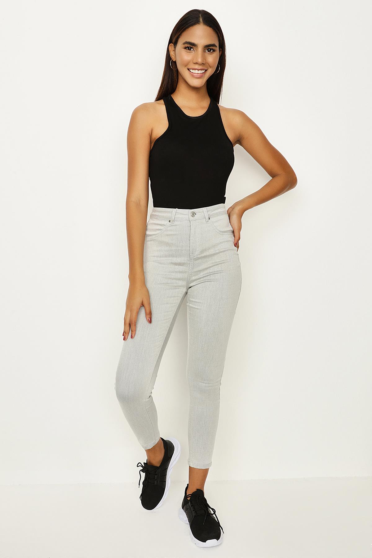Kadın Yırtık Detaylı Yüksek Bel Skinny Jeans · 113