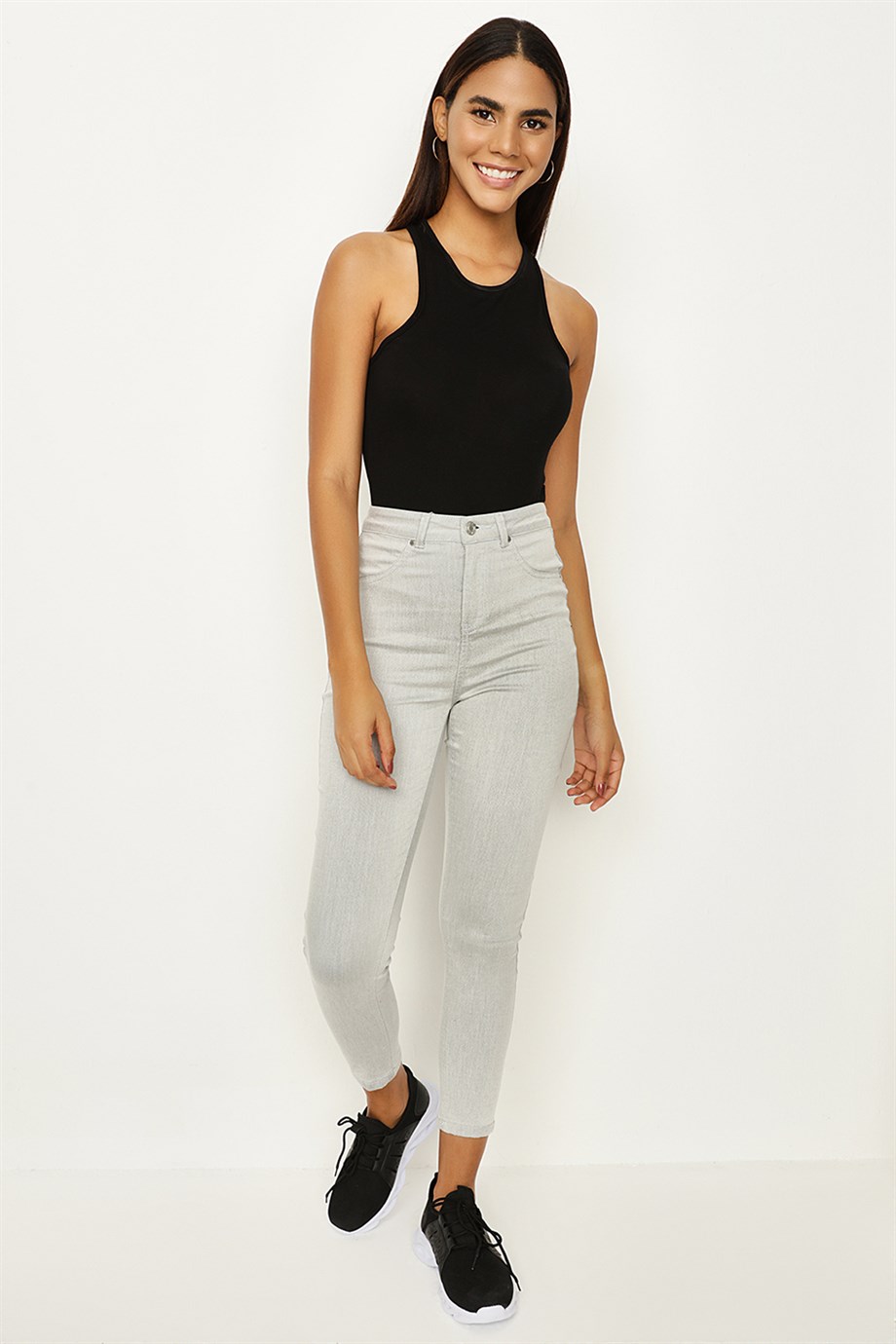 Kadın Yırtık Detaylı Yüksek Bel Skinny Jeans · 18