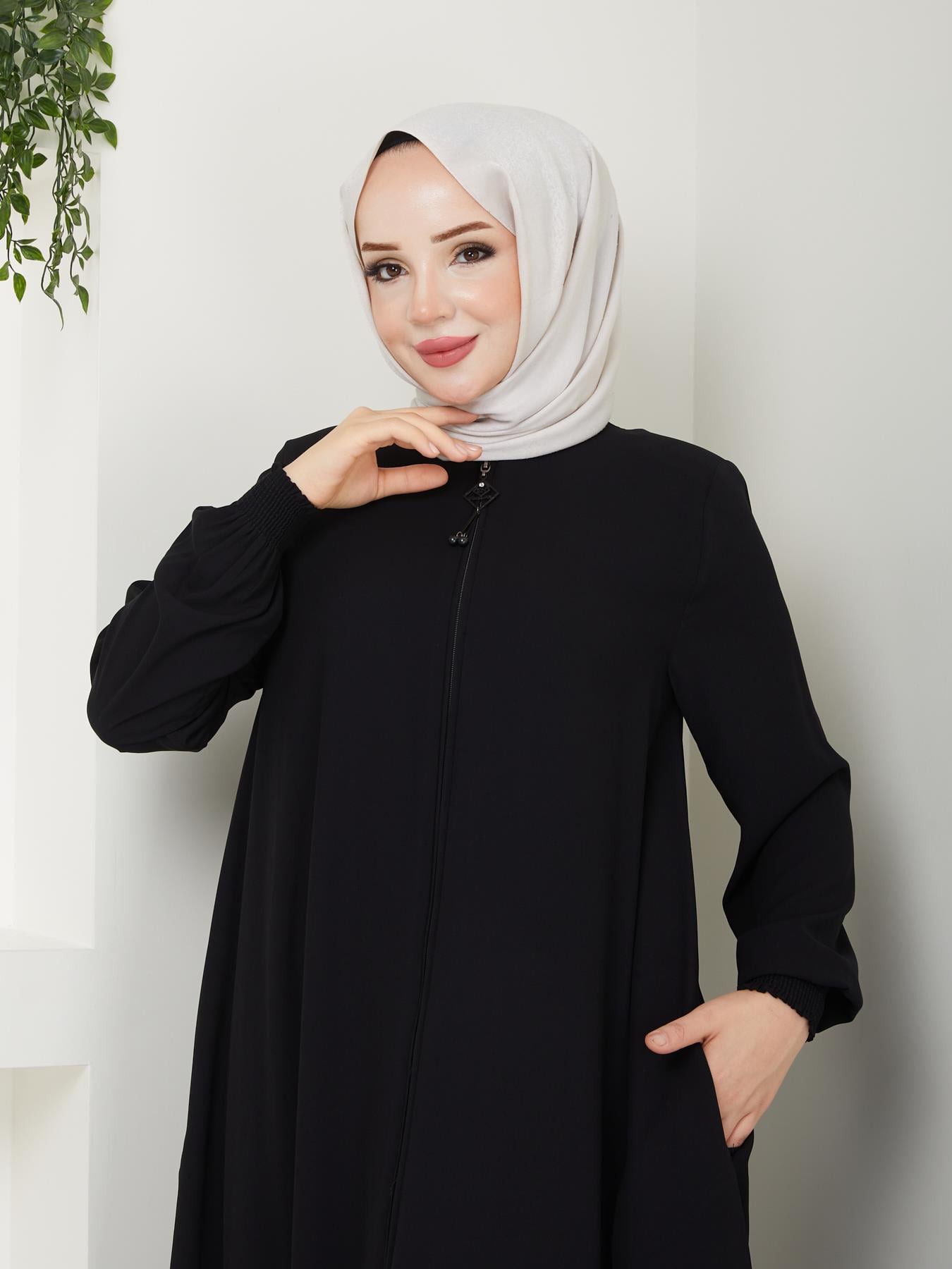 Mevlana Ferace - Siyah