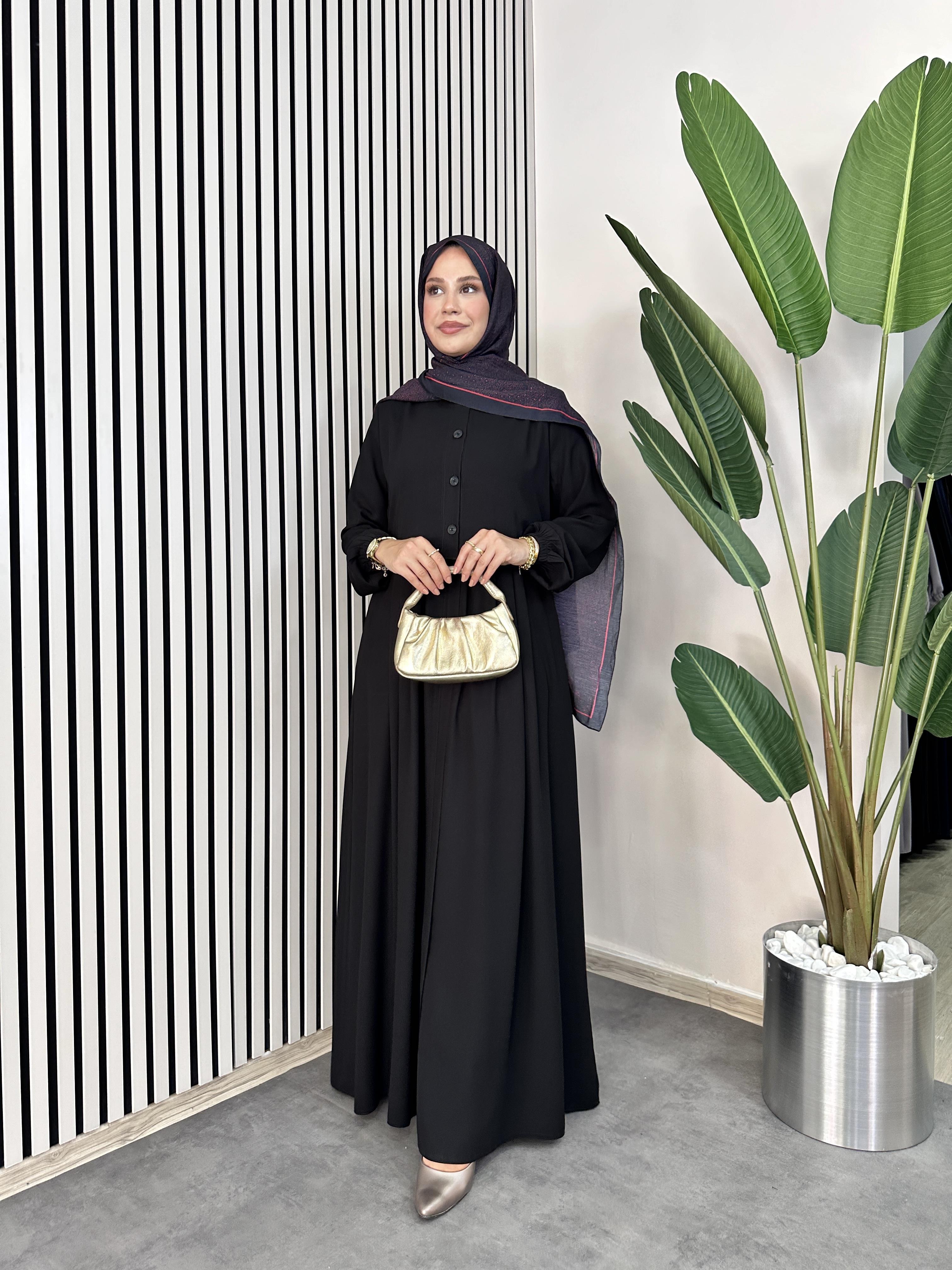 Minel Ferace - Siyah