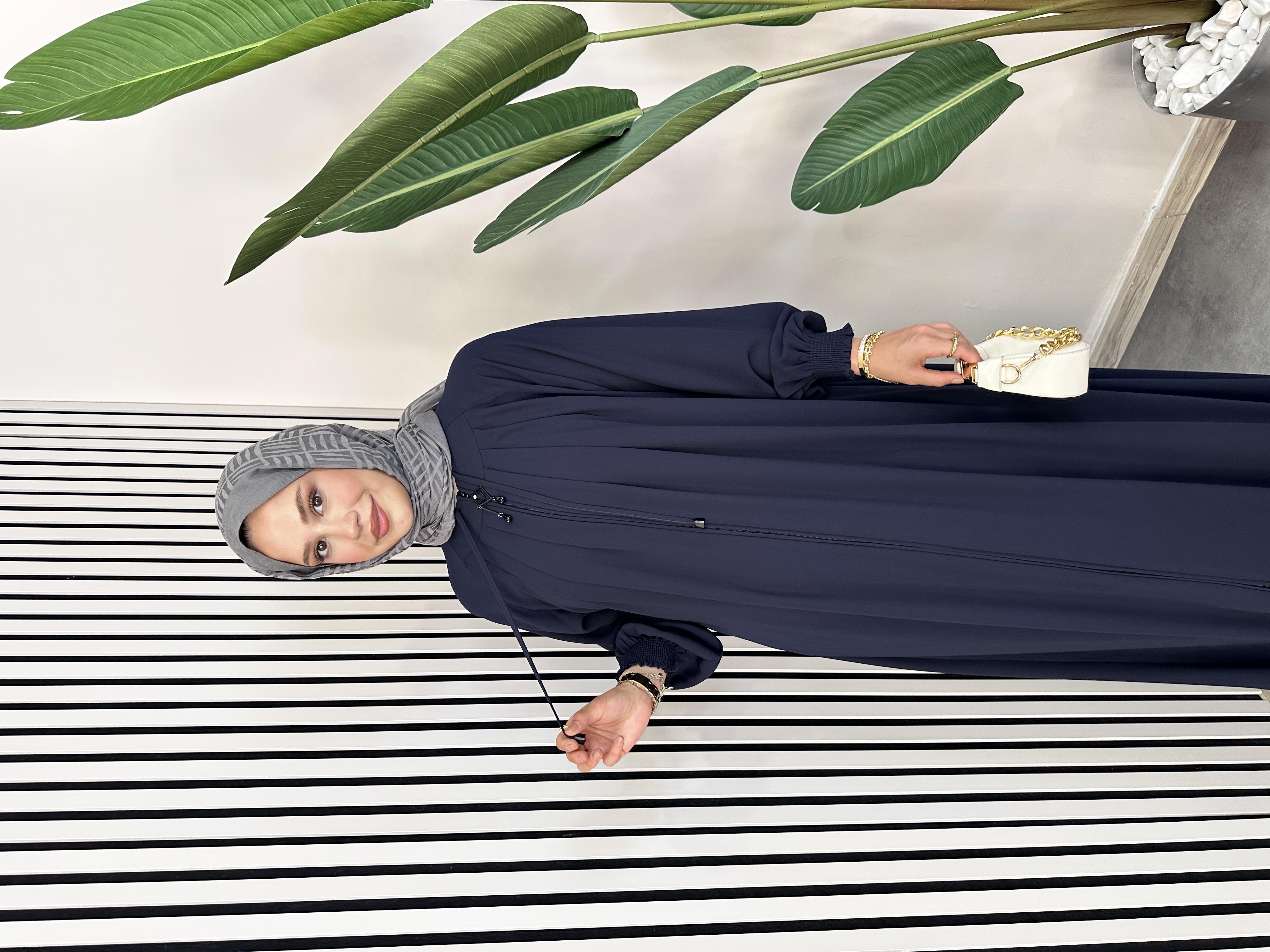 Hafsa Ferace - Lacivert