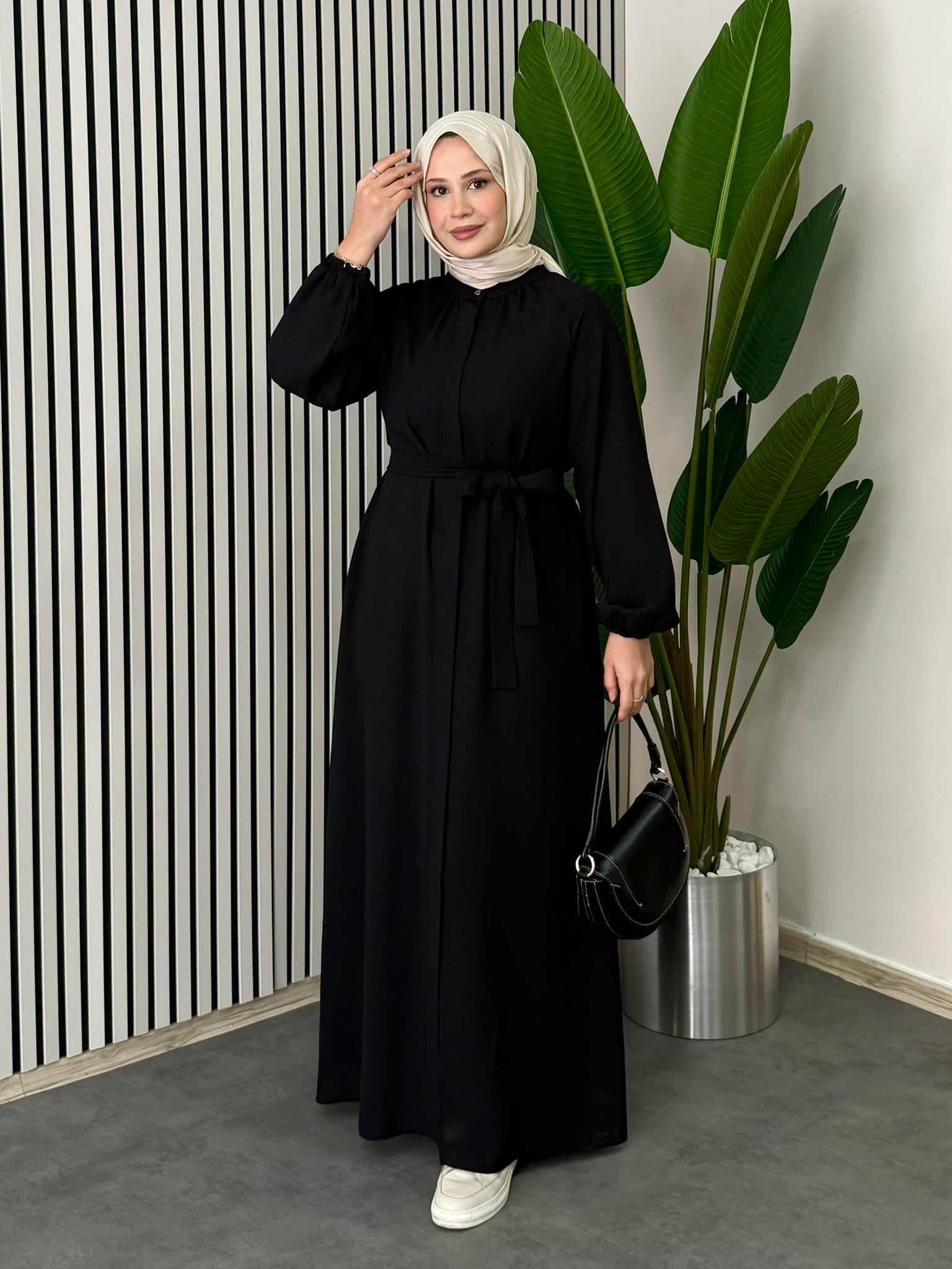 Reyyan Ferace - Siyah