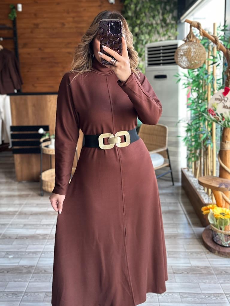 Balıkçı Yaka Modal Yırtmaç Detaylı Elbise Kahverengi