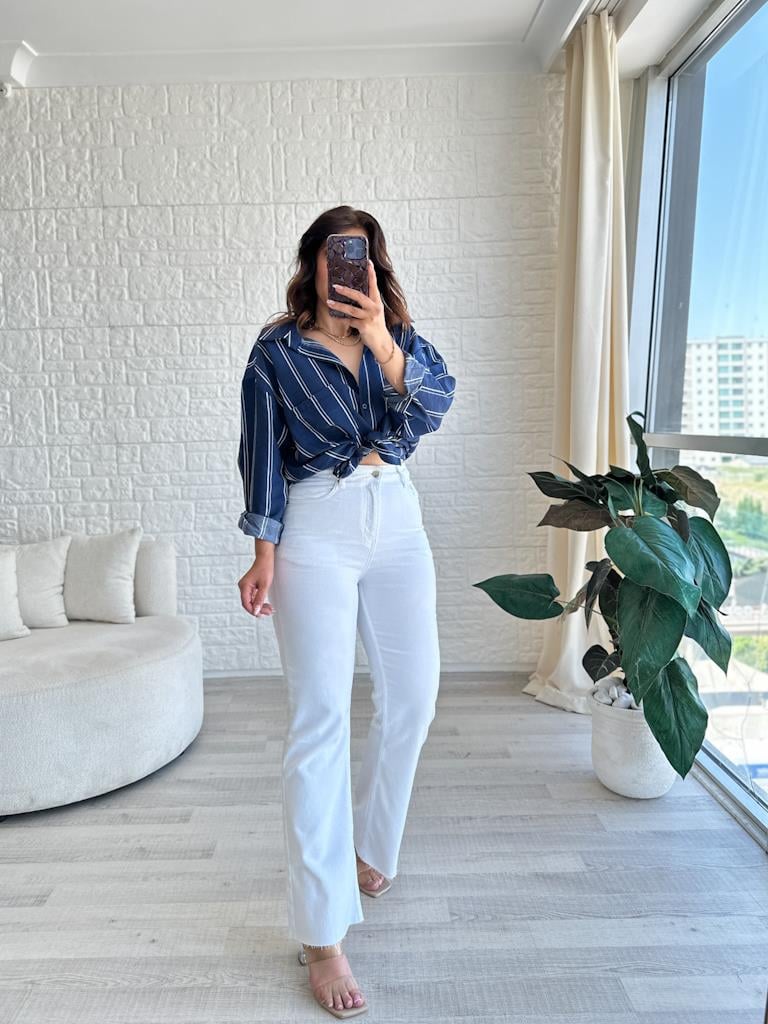 Beyaz Geniş Paçak Relax Jean