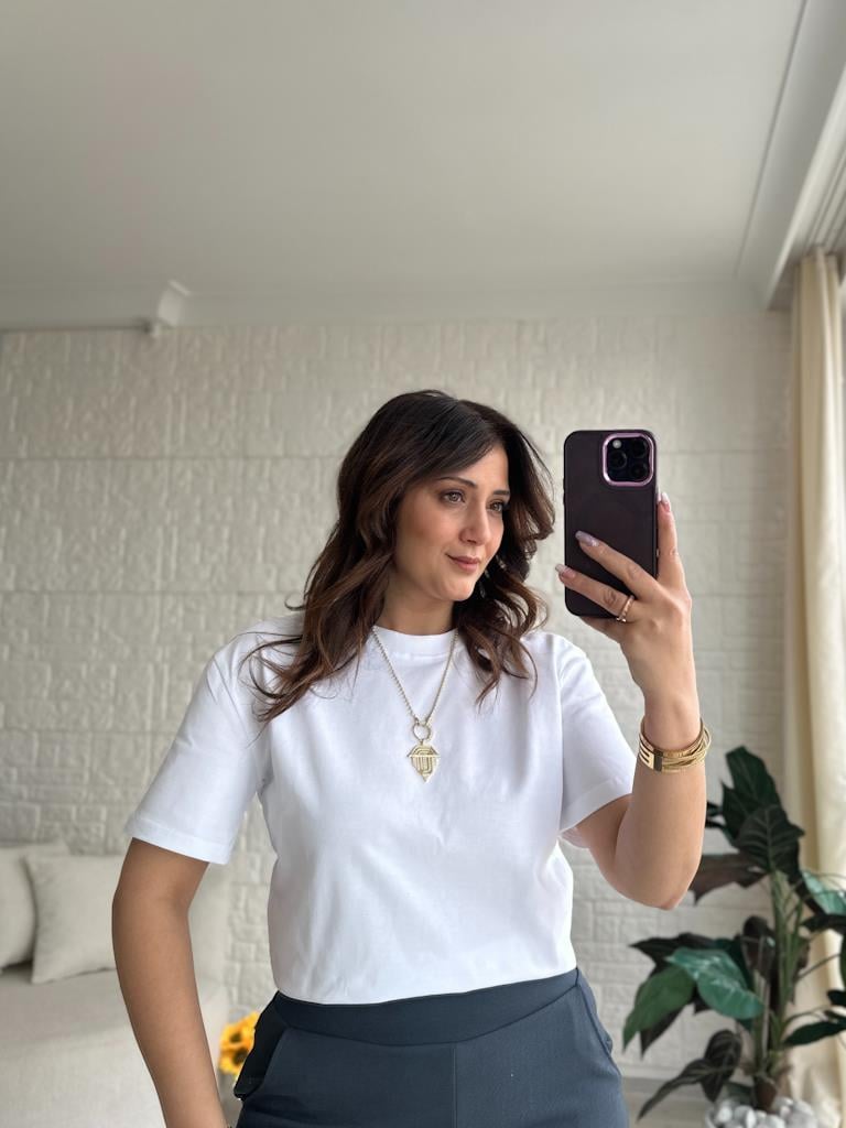 Dilvin Tok Kumaş Bisiklet Yaka Basic Tişört Beyaz