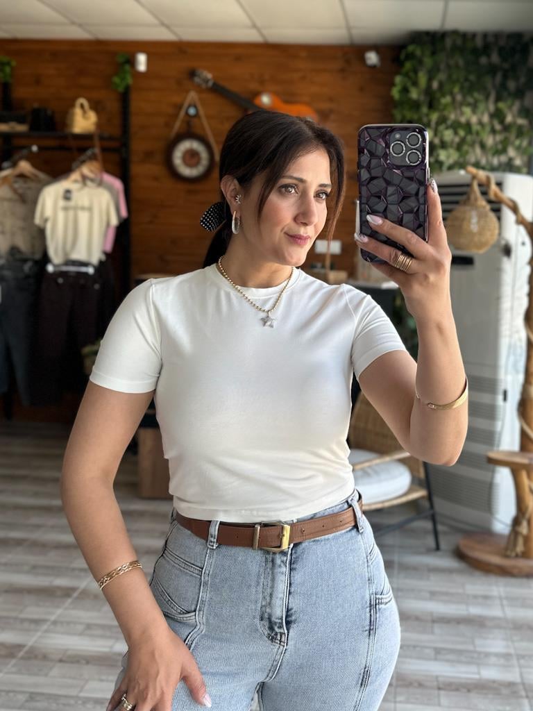 Ekru Bisiklet Yaka Basic Crop Tişört