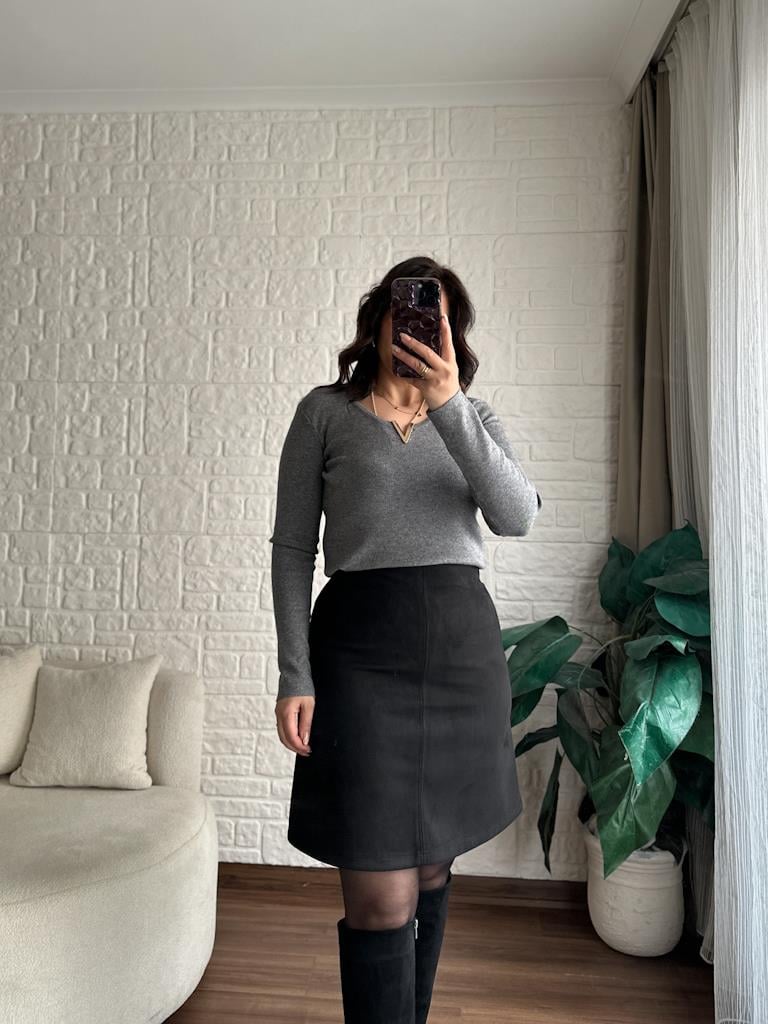 Fermuar Detaylı Midi Boy Süet Etek Siyah