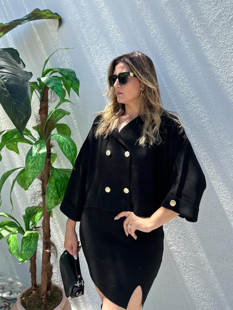 Siyah Gold Düğmeli Triko Etek Ceket Takım