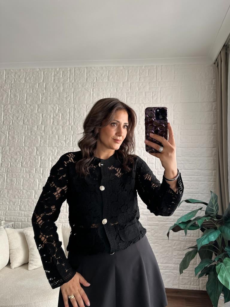 Siyah Tasarım Gold Düğme Detay Örme Hırka