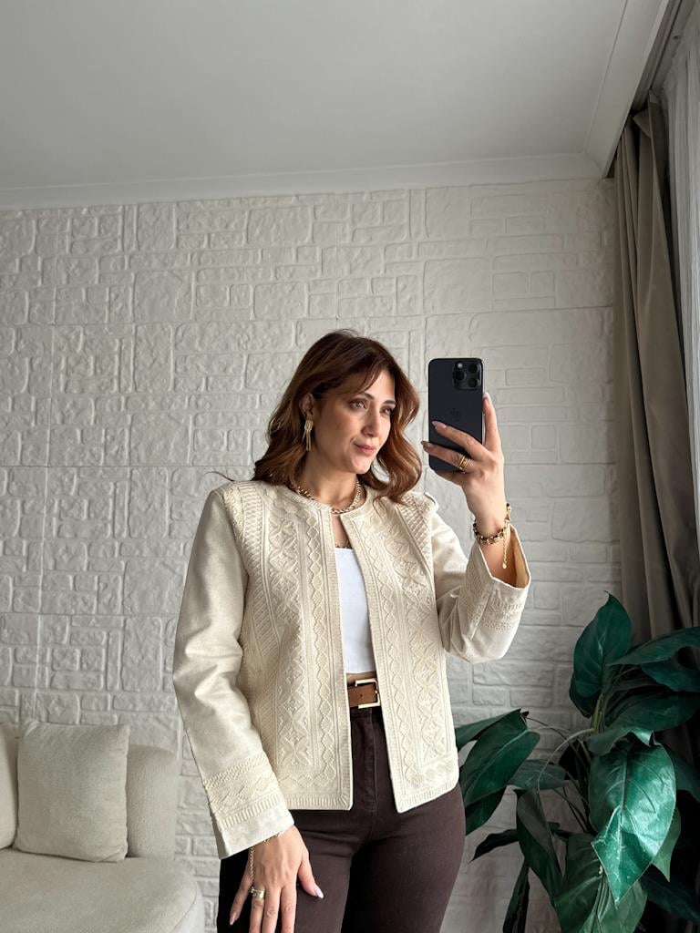 Bej Full Nakışlı Astarlı Keten Ceket