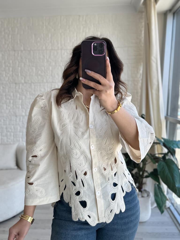 Bej Nakış Süzene İşleme Ajur Model Keten Gömlek