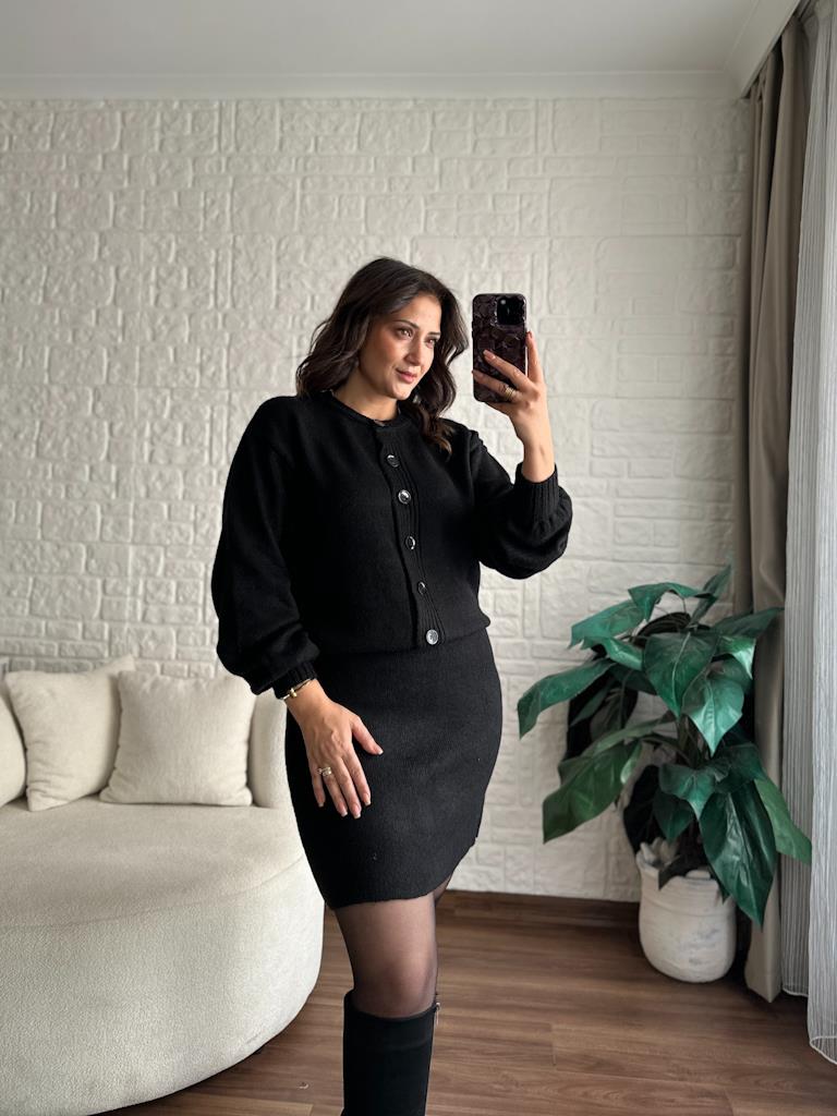 Bisiklet Yaka Hırka Etek Triko Takım Siyah