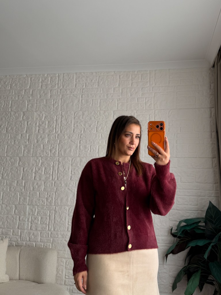 Bordo Gold Düğmeli Yumoş Triko Hırka