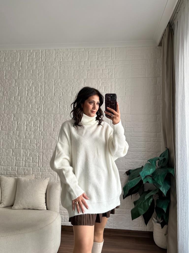 Dilvin Balıkçı Yaka Oversize Kazak Ekru