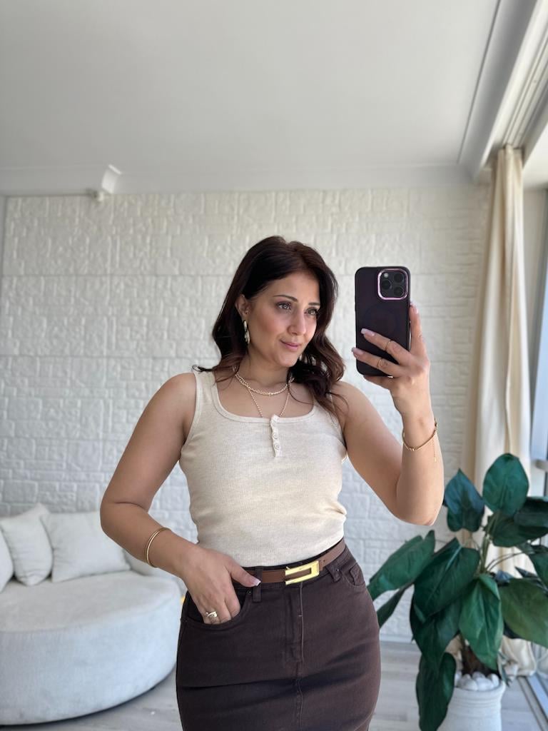 Dilvin Düğmeli Kare Yaka Kaşkorse Bluz Bej