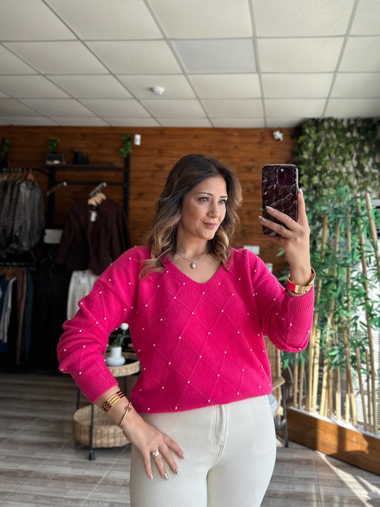 Fuşya Pembe  V Yaka İnci Detay Baklava Desen Yumoş Triko Kazak