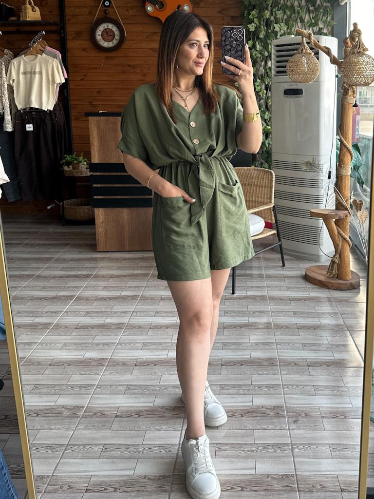 Haki Yeşil V Yaka Düğmeli Beli Lastikli Şort Tulum