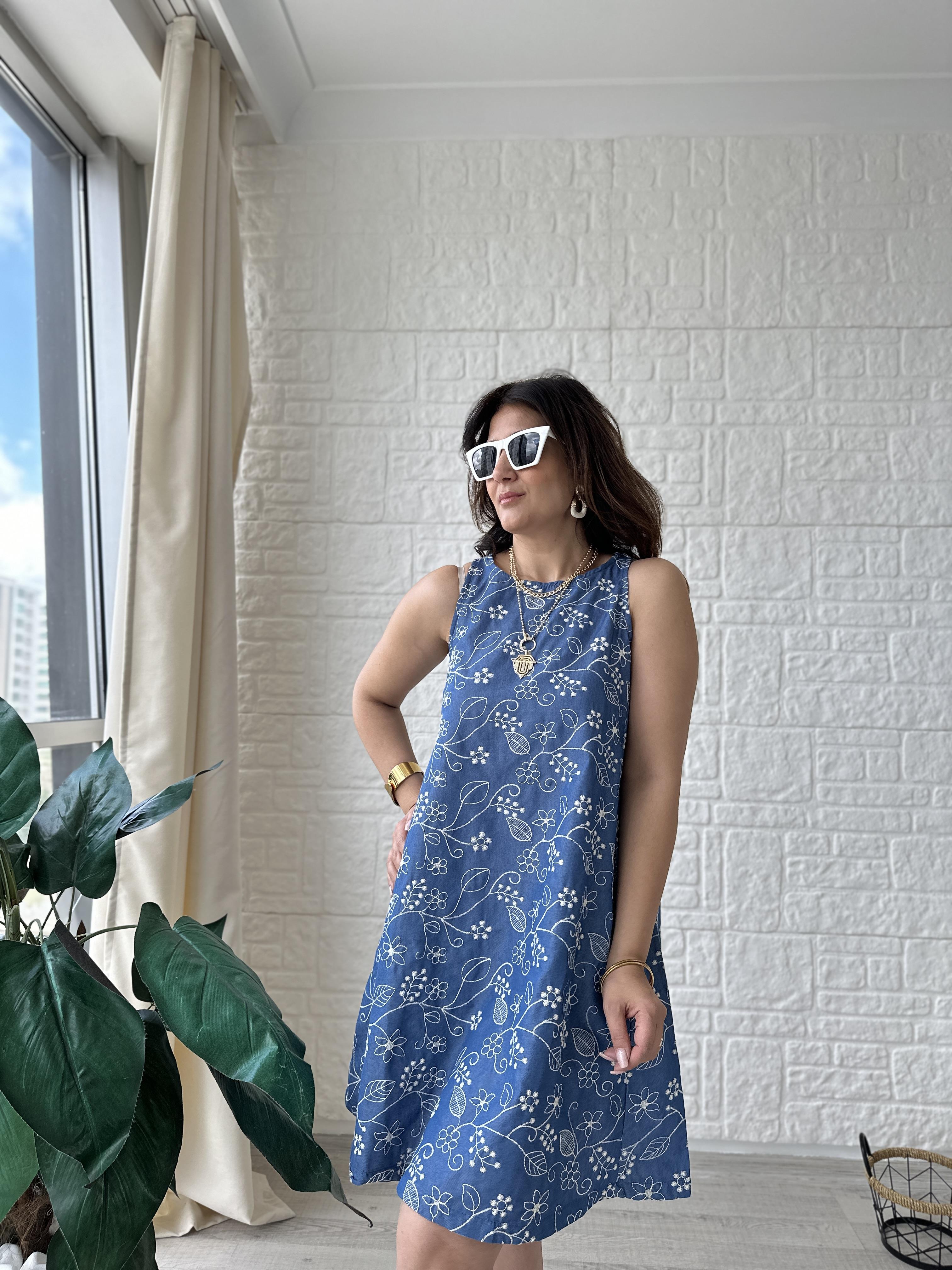 İnce Tensel Jean Nakış İşleme Elbise