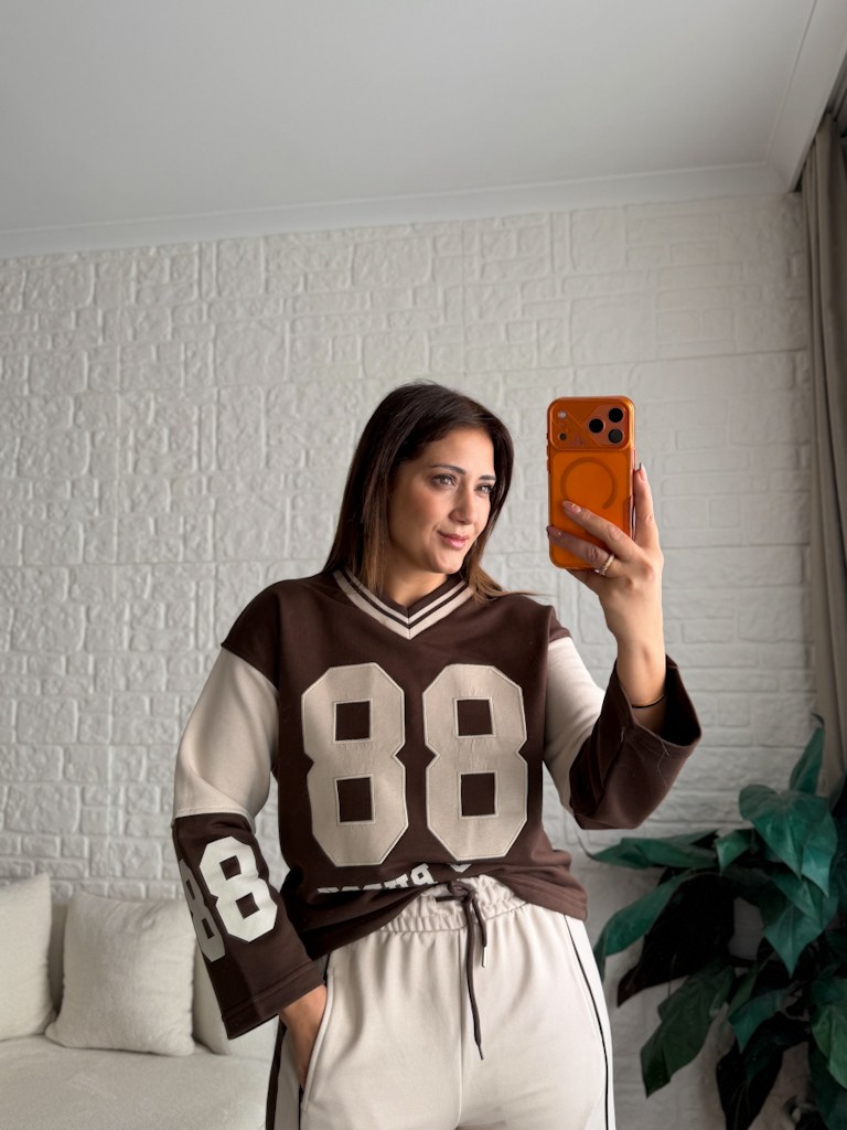 Kahve Bej V Yaka 88 Nakışlı İki iplik Pamuk Sweat