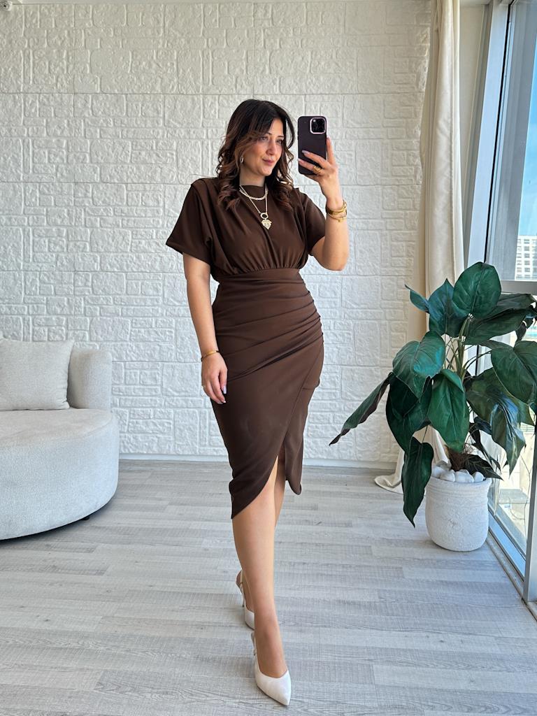 Kahverengi Omuz Drapeli Likralı Elbise