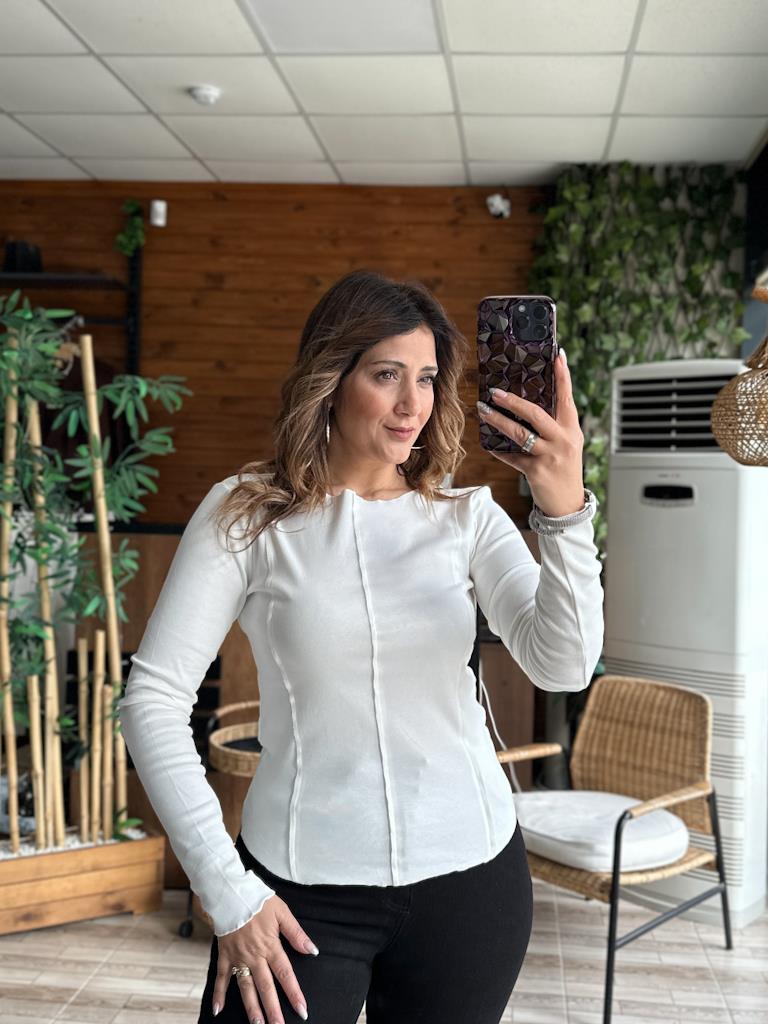 Karol Geniş Yaka Ters Dikiş Detyalı Bluz Ekru