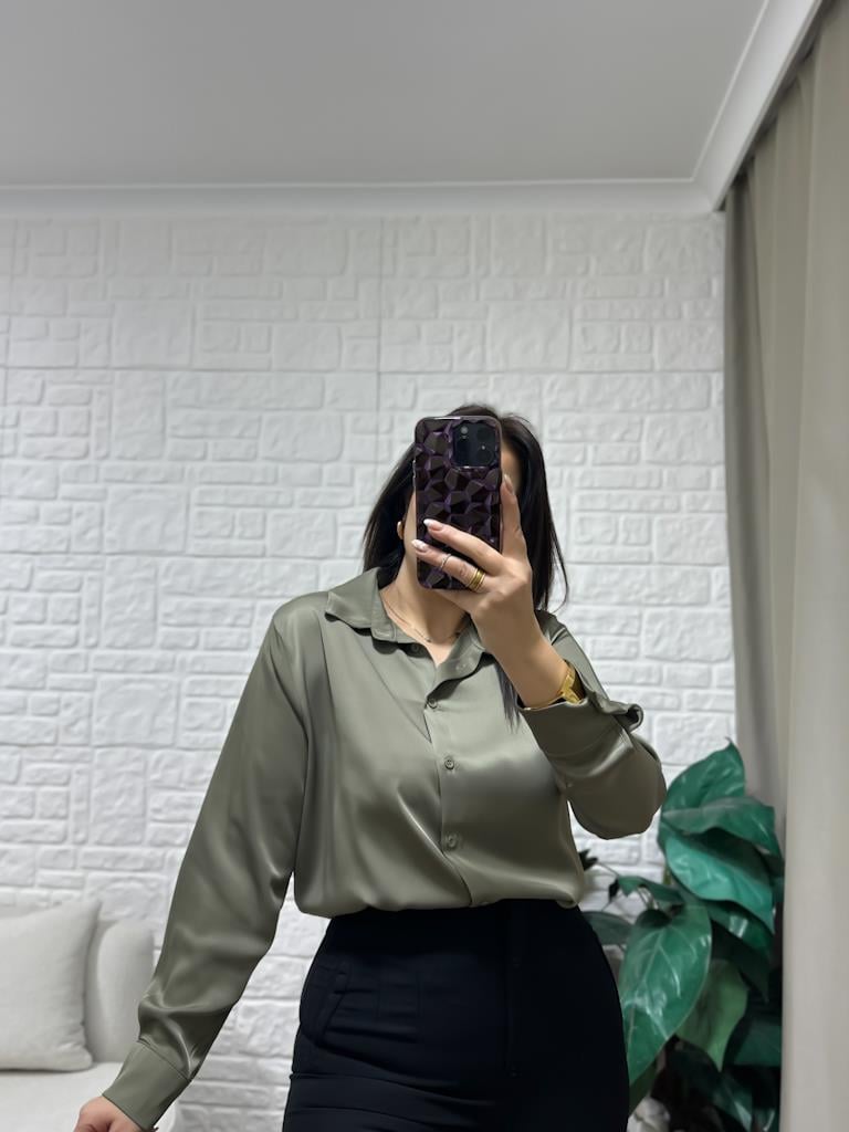 Karol İpek Saten Gömlek Yeşil