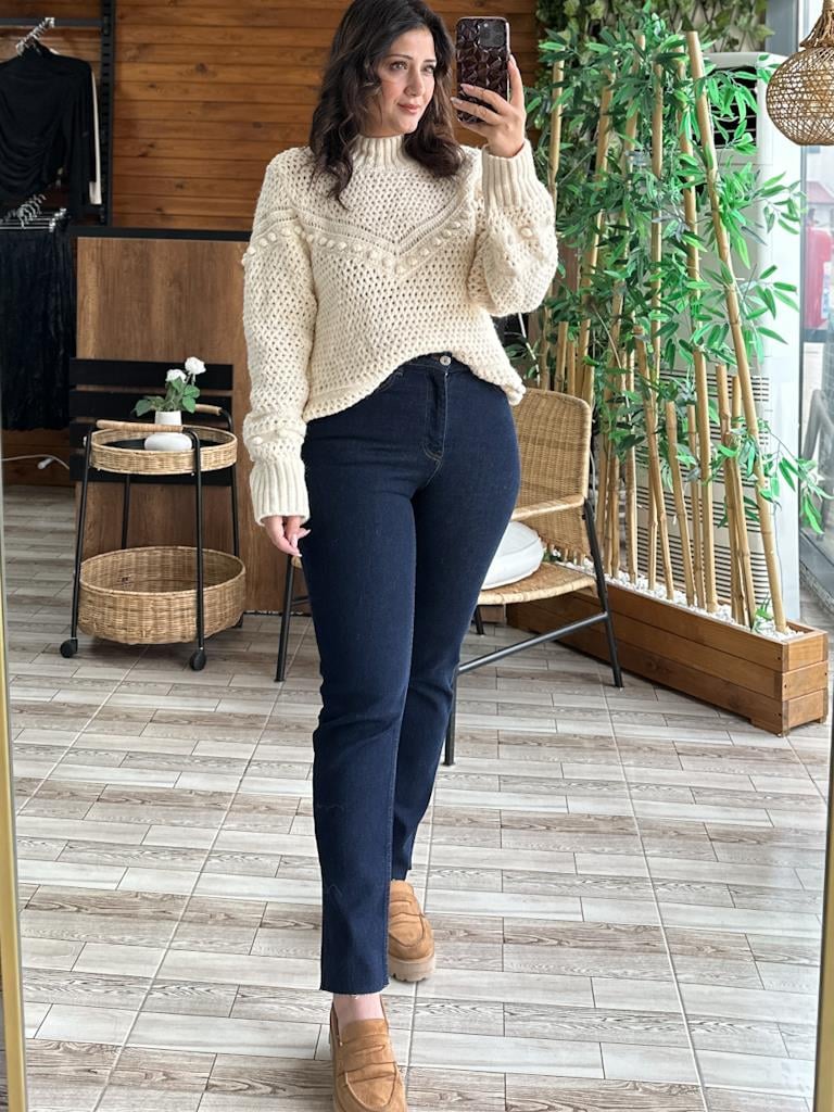 Kesik Paça Yüksek Bel Likralı Mom Fit Koyu Lacivert