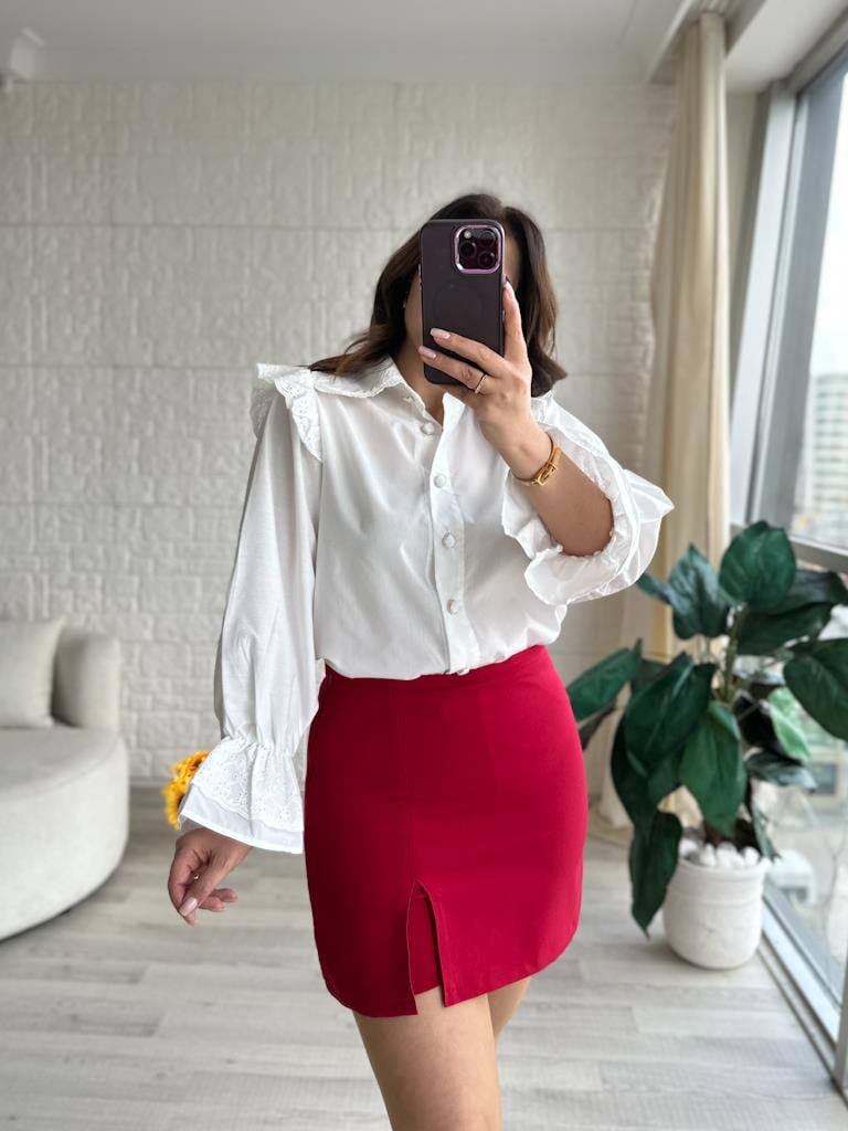 Kırmızı Orjinal Marka Yırtmaç Detaylı İçi Şortlu Etek