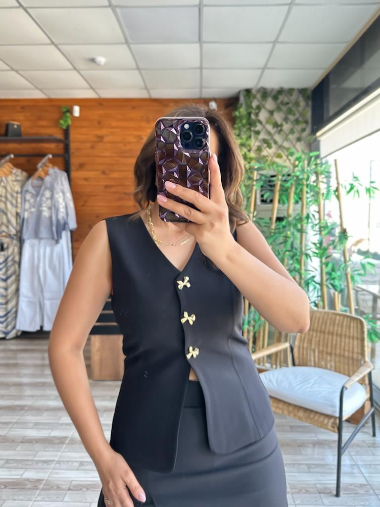 Kurdele Detaylı Kumaş Yelek Siyah