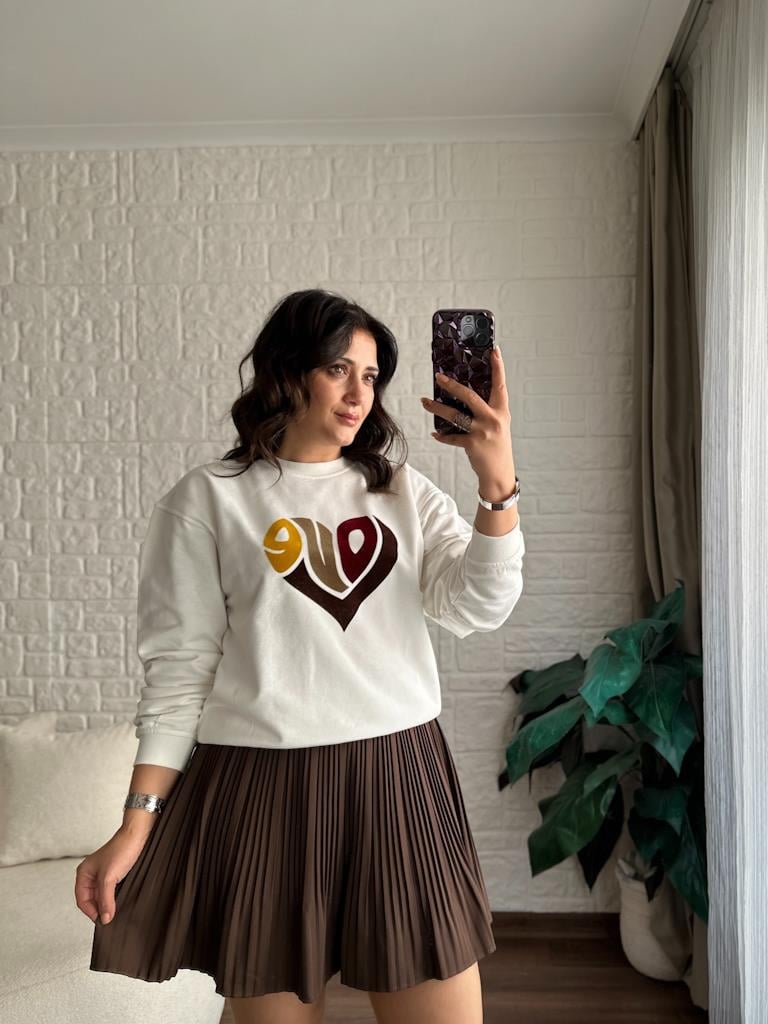 Love Bakılı Ekru Pamuk Sweatshirt