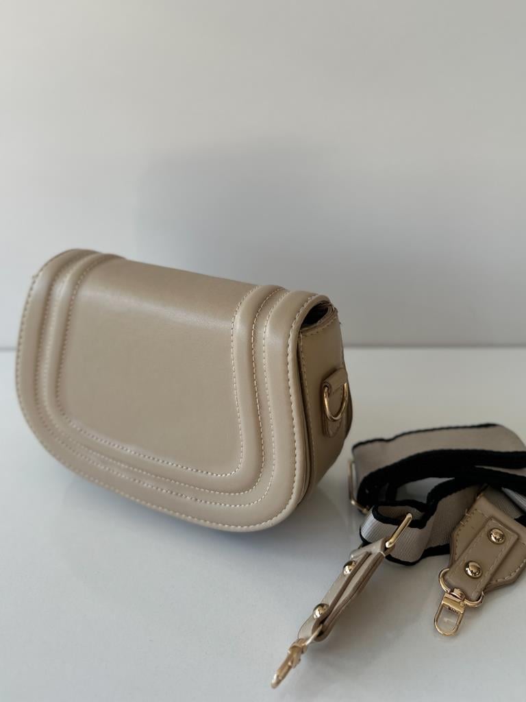 Marka Model Çapraz Askılı Çanta Bej