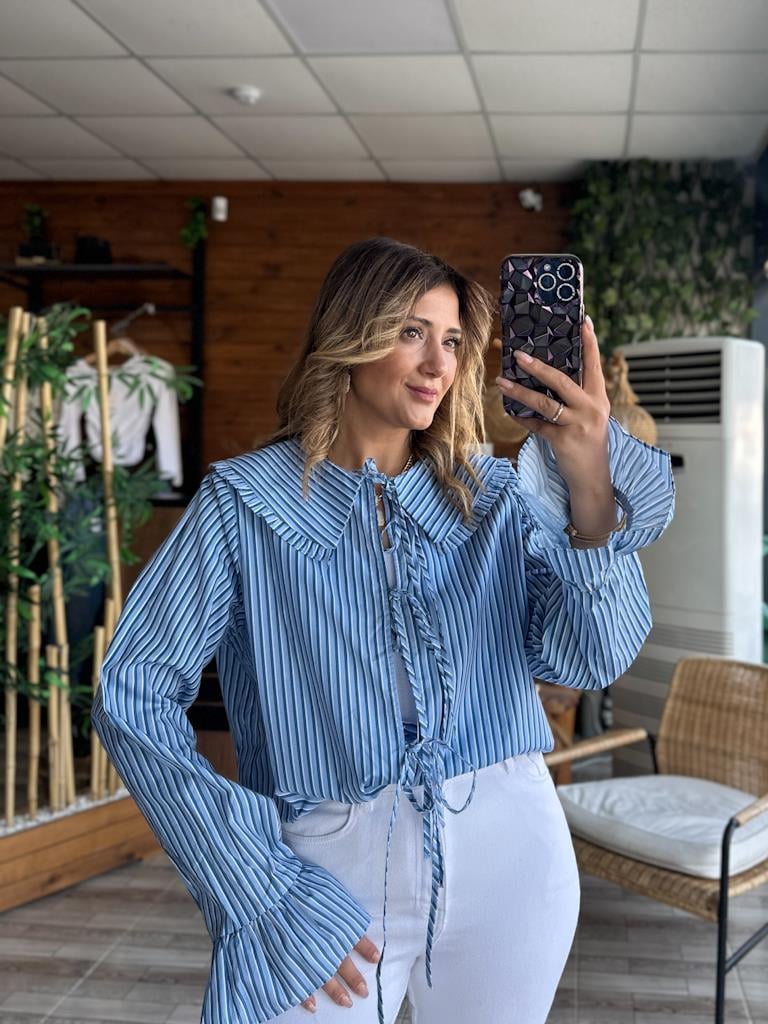 Orjinal Marka Yaka Fırfır Önden Bağcıklı Gömlek Standart Beden