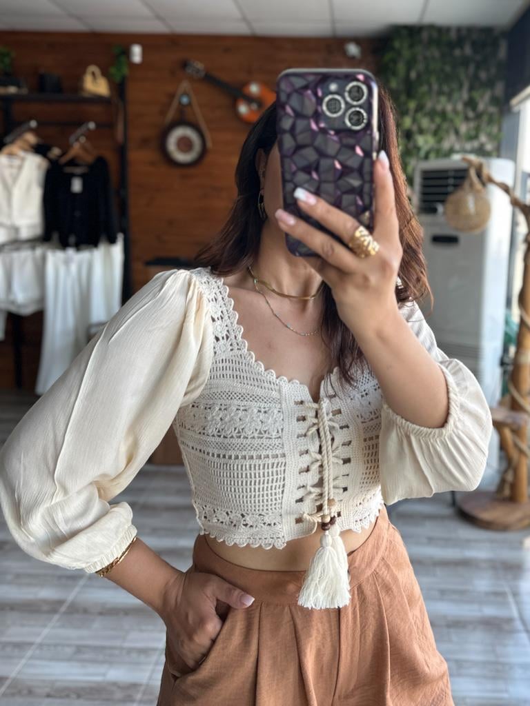 ÖRME DANTEL DETAY KETEN KOL OTANTİK BLUZ NATURAL KREM