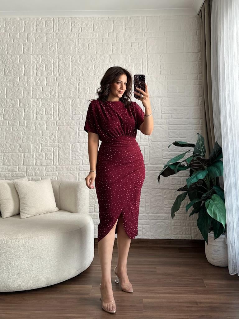 Parıltılı Omuz Drapeli Elbise Bordo