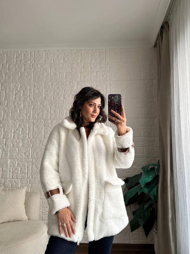 Pelüş Astarlı Kol Deri Kemerli Mont