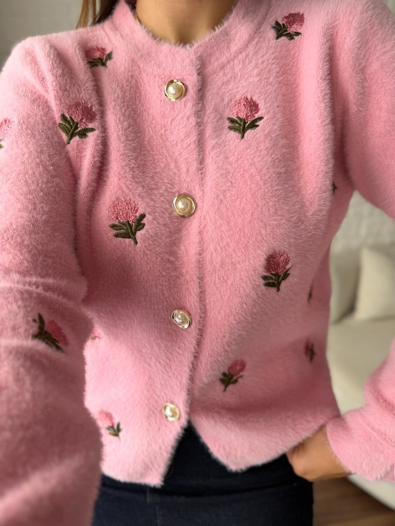 Pembe Çiçek Nakışlı İnci Düğmeli Yumoş Hırka