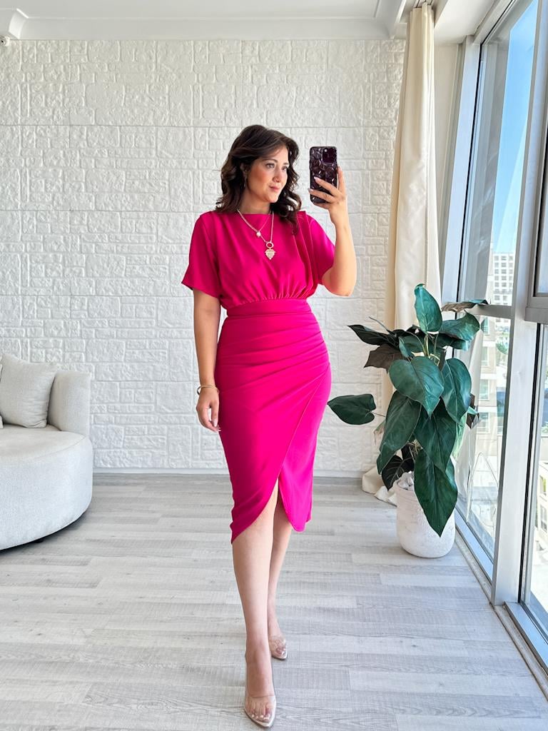 Pembe Omuz Drapeli Likralı Elbise