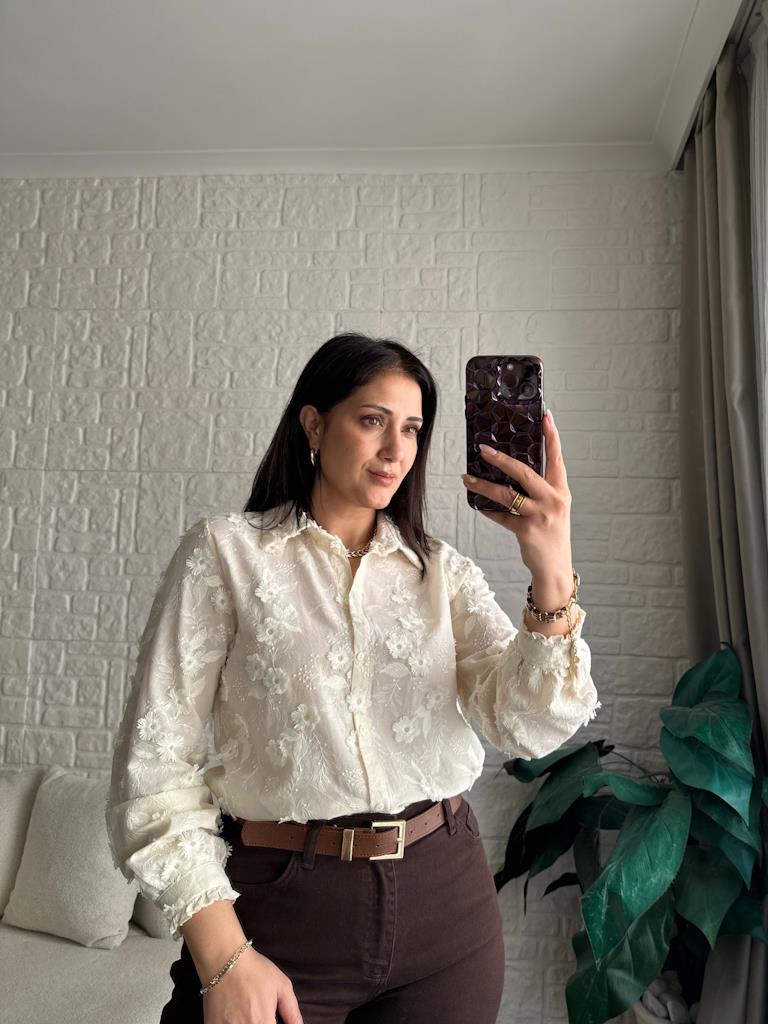 Premium 3 Boyutlu Çiçek Detaylı Pamuk Gömlek