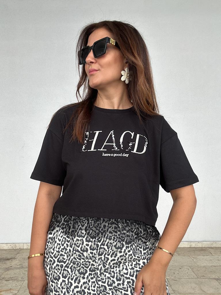 Quzu Nakış Taş Detaylı Dantel Garnürlü Tişört