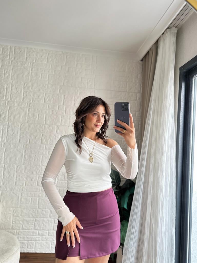 Quzu Tül Detay Drapeli Düşük Omuz Bluz Beyaz