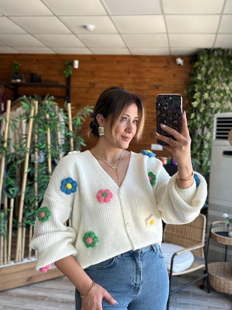 Robin Çiçek İşlemeli Triko Hırka Ekru