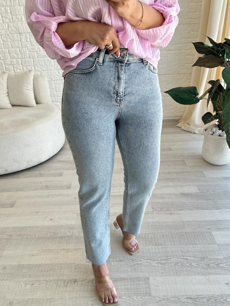 Serpme Taş Detay Mom Fit Kar Yıkama Jean