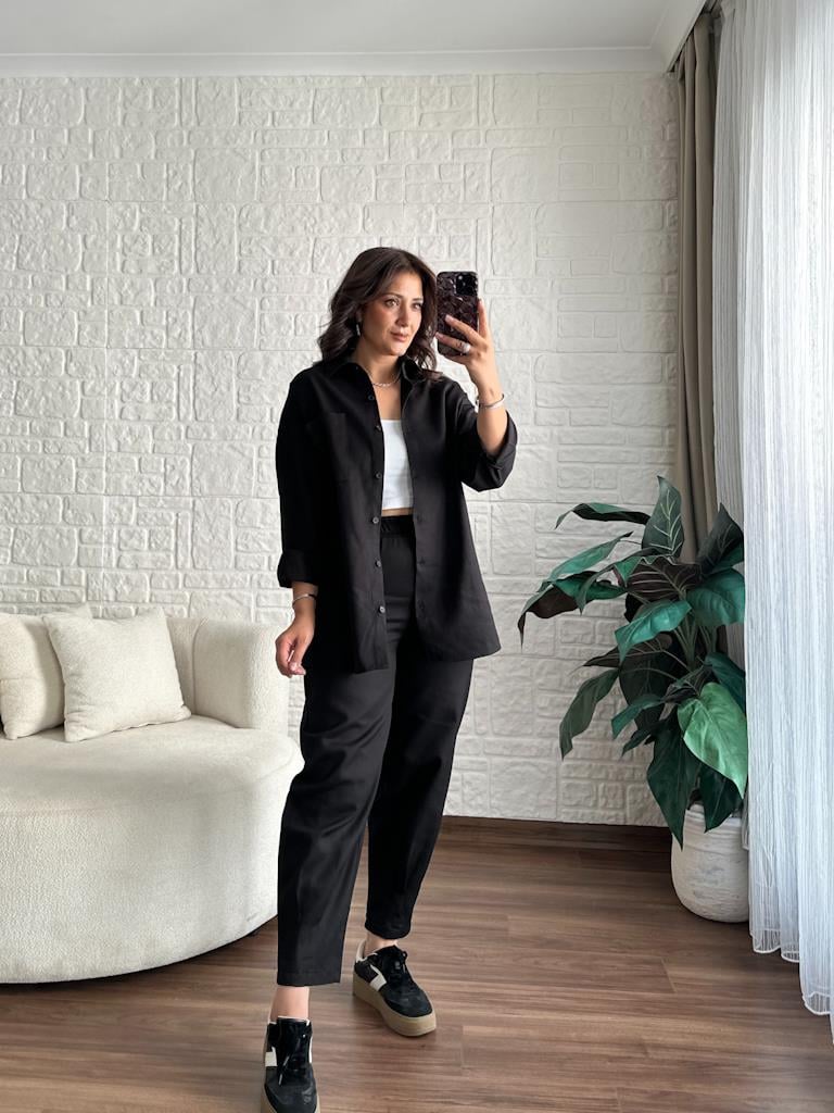 Siyah Gabardin Kumaş Paça Pensli Gömlek Pantolon Takım