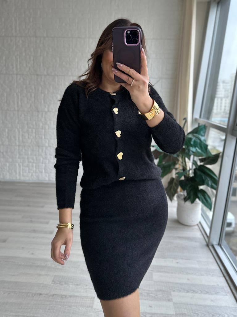 Siyah  Gold Düğmeli Yumoş Takım
