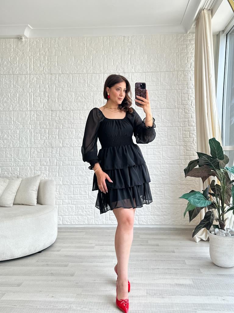 Siyah Kat Kat Şifon Elbise