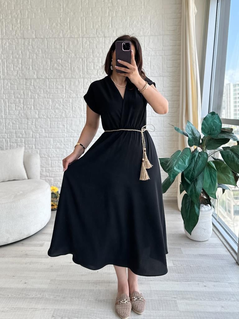 Siyah Kruvaze Yaka Hasır Kemerli Elbise