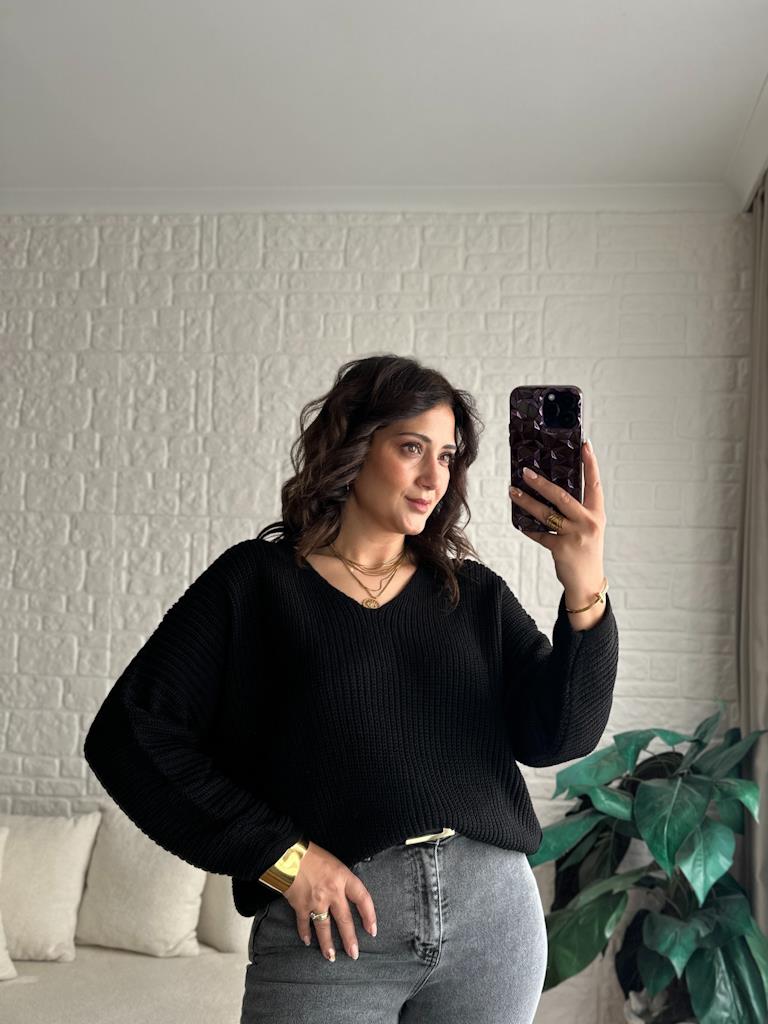 V Yaka Selanik Örme Triko Kazak Siyah